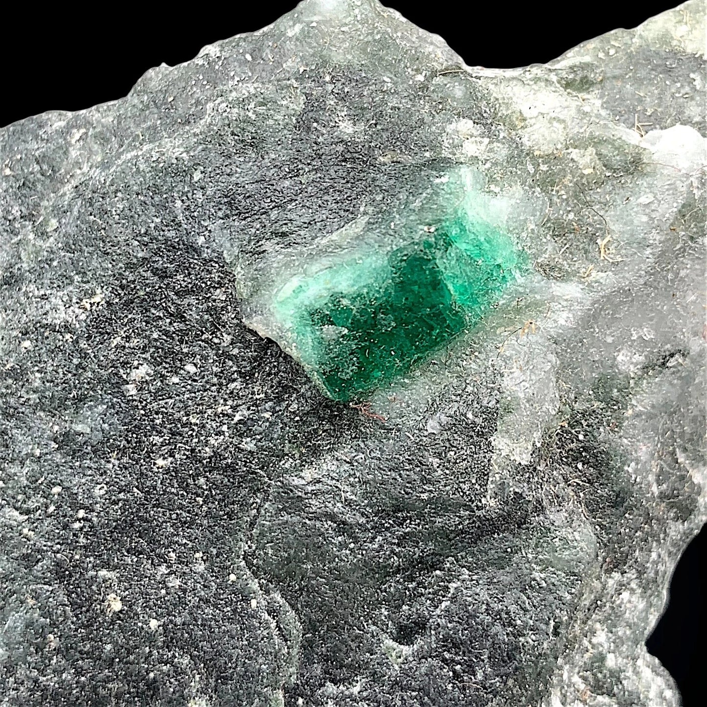 Natural Emerald Crystal Cluster on Matrix – Swat Valley Pakistan Mineral Specimen