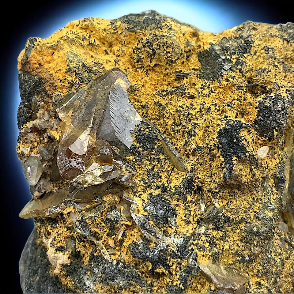 Titanite/Sphene Crystals w/ Calcite & Amphibole – Specimen from Zagi Mts, Pakistan